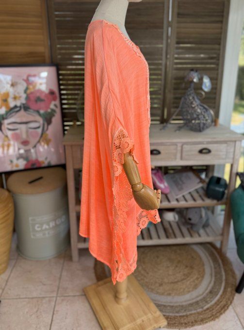 Tunique de plage façon poncho orange fluo broderie anglaise du 42 au 56