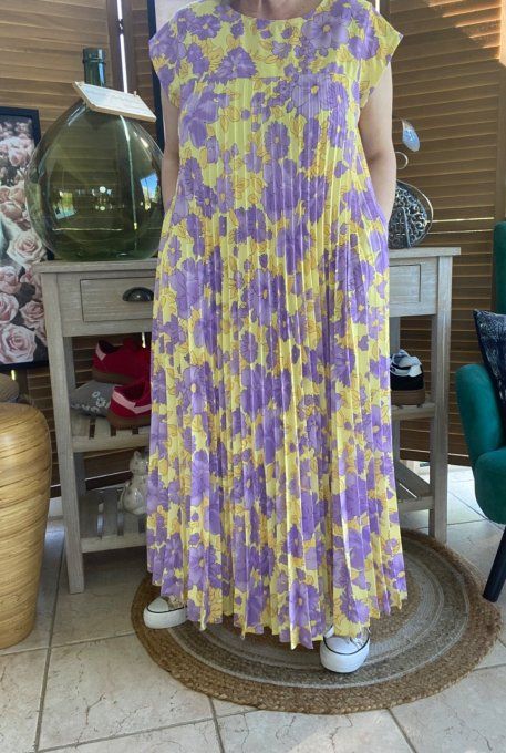 Robe ample longue plissée manches courtes Fleurs Printanières jaunes et Lilas du 38 au 48/50