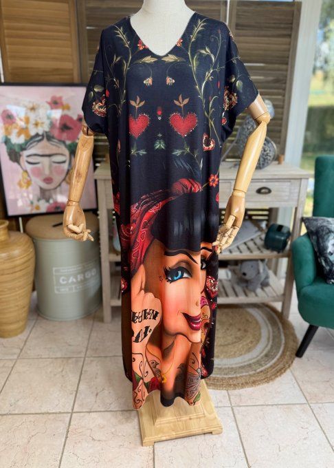 Robe longue noire The Pretty Tattoo Girl du 40 au 50 