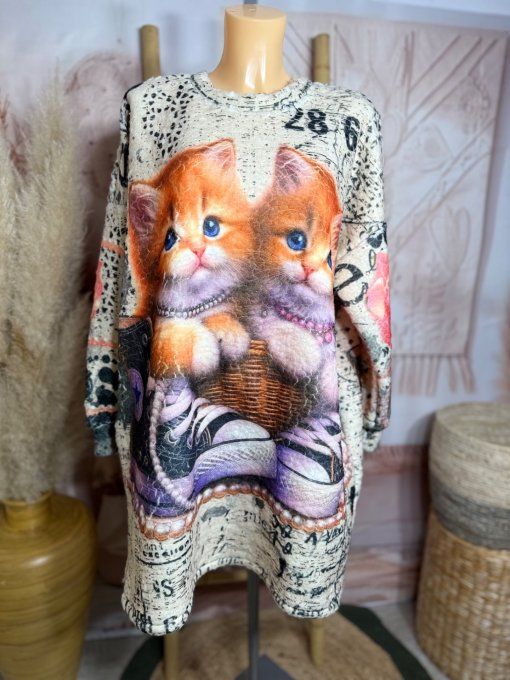 Robe courte ou Sweat long polaire duveteuse crème Les Chats dans les baskets du 40 au 50/52 