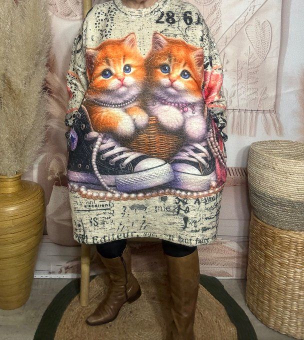 Robe courte ou Sweat long polaire duveteuse crème Les Chats dans les baskets du 40 au 50/52 