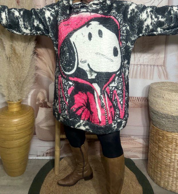 Sweat à capuche long polaire duveteuse noir Mon Adorable Snoopy du 38 au 48/50 