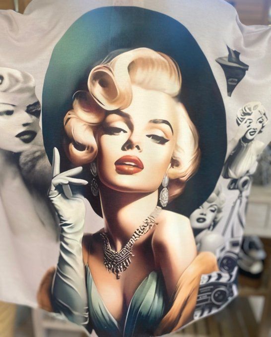 Top fin ample crème marbré Marylin Monroe Pin up rétro du 40 au 52  