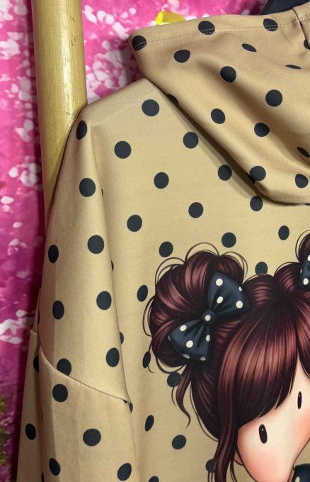 Robe-sweat à capuche mi-longue ample Beige Pois noirs Poupée Gorjuss confort +++ du 42 au 52/54