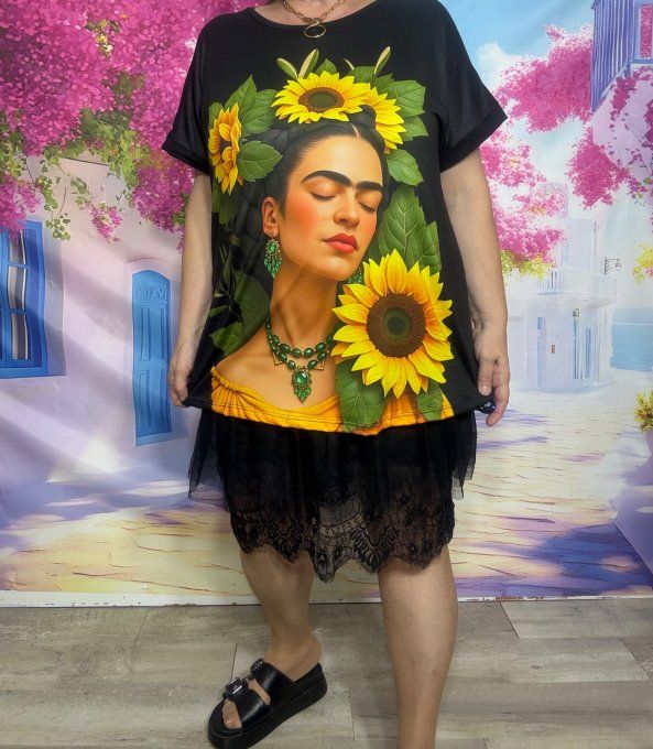 Tee-shirt ample noir manches courtes Frida Kahlo et les Tournesols du 40 au 50/52