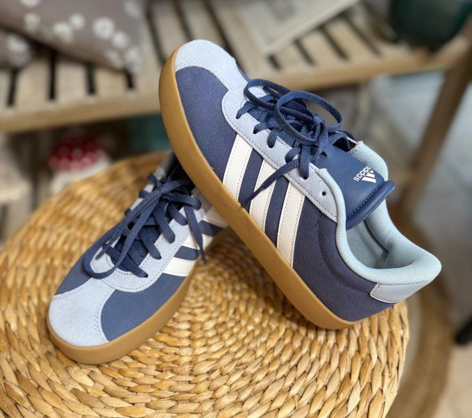 Baskets Adidas daim Bleu Jeans & bleu ciel confort ++++   