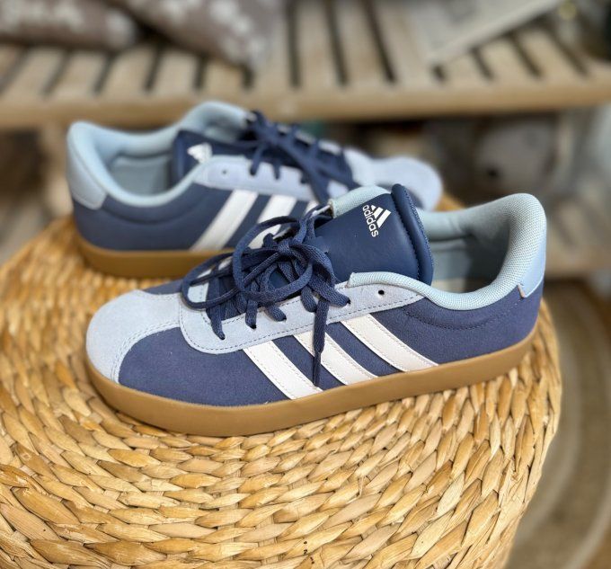 Baskets Adidas daim Bleu Jeans & bleu ciel confort ++++   