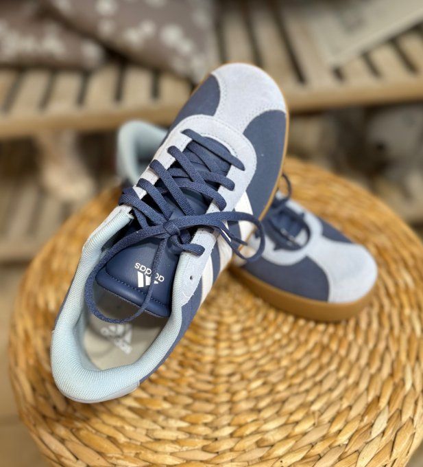 Baskets Adidas daim Bleu Jeans & bleu ciel confort ++++   