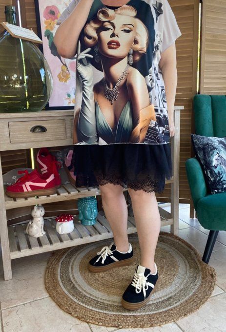 Top fin ample crème marbré Marylin Monroe Pin up rétro du 40 au 52  