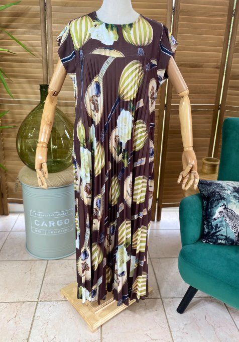 Robe ample longue plissée manches courtes chocolat Mandolines et Banjos du 38 au 48