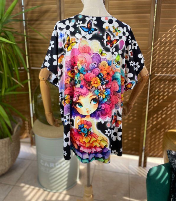 Top fin ample noir  & marguerites Hippie Girl du 40 au 52 