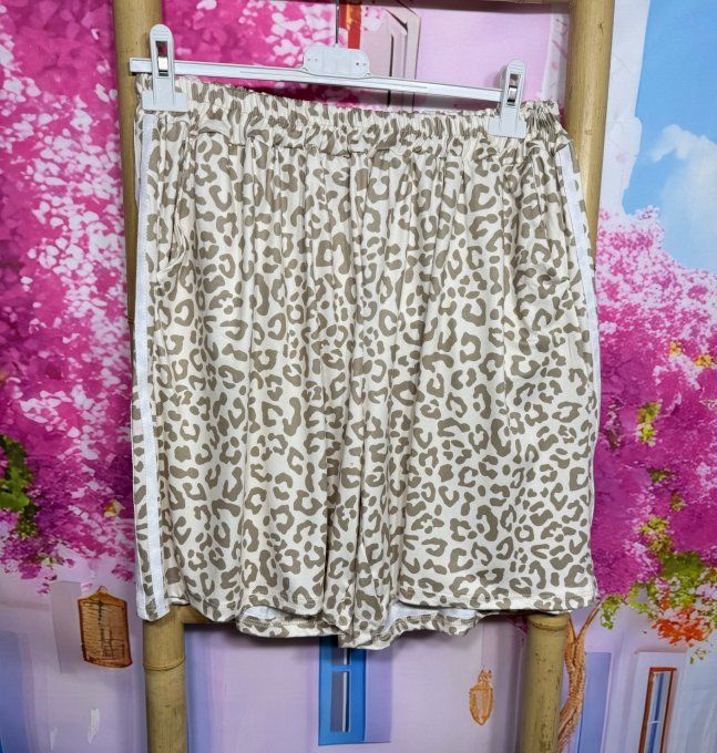 Ensemble Léopard Camel et crème Tee-shirt ample et short confort +++ du 38 au 52  
