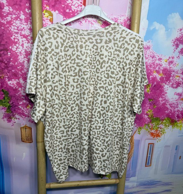 Ensemble Léopard Camel et crème Tee-shirt ample et short confort +++ du 38 au 52  