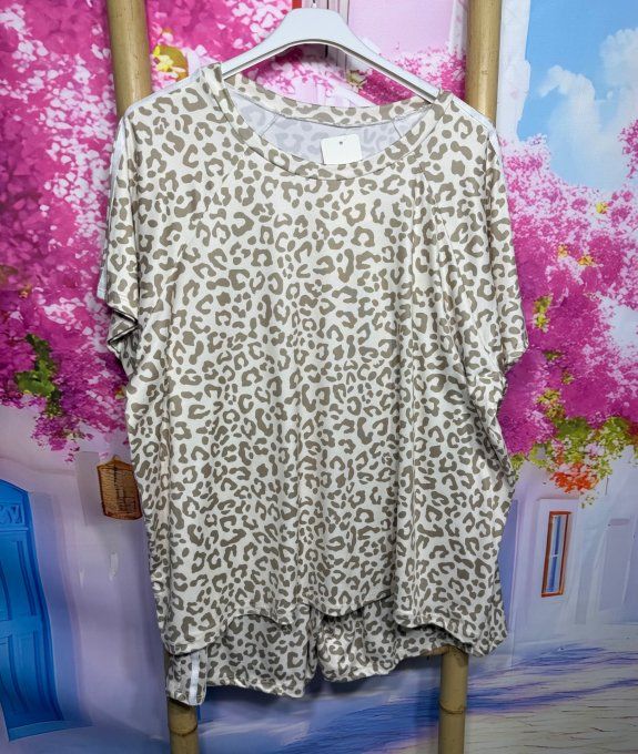Ensemble Léopard Camel et crème Tee-shirt ample et short confort +++ du 38 au 52  