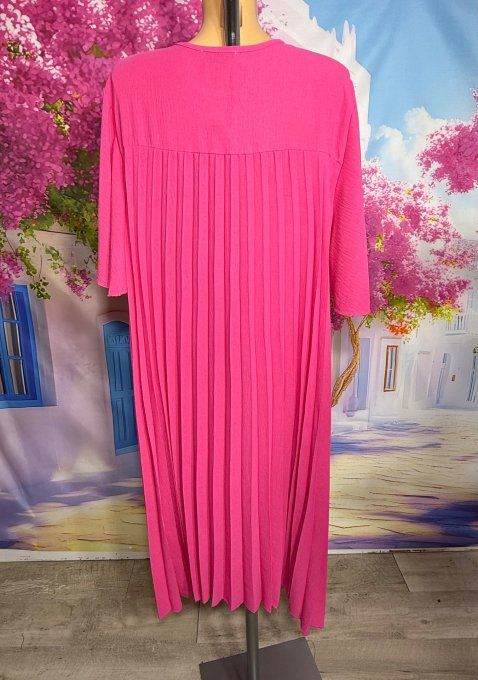Robe mi-longue plissée Fuschia manches courtes volantées légèreté ++++ du 40 au 52/54 