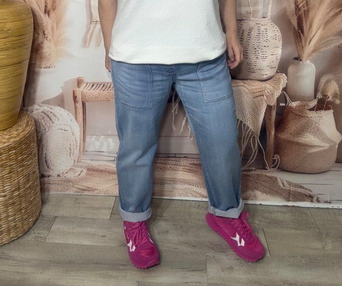 Jeans stone clair taille élastiquée coupe Mom poches plaquées confort  ++ du 36 au 46