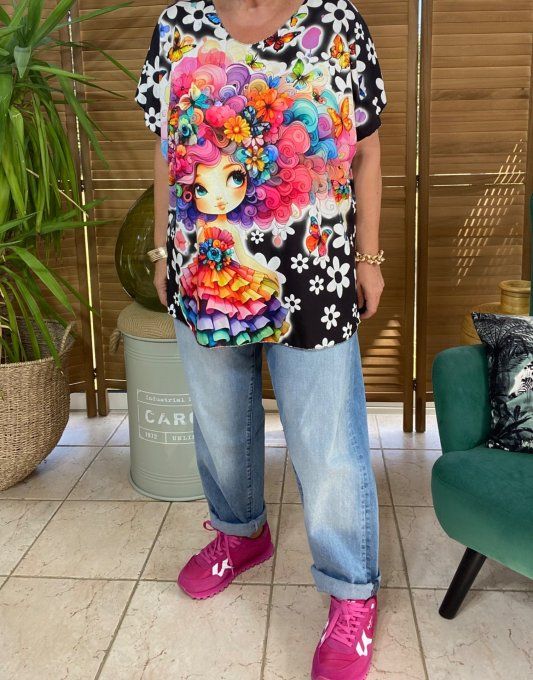 Top fin ample noir  & marguerites Hippie Girl du 40 au 52 