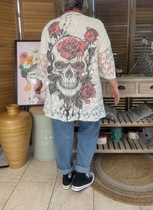 Veste en dentelle blanche étoiles Skulls & Red Roses du 36 au 48 et même +  