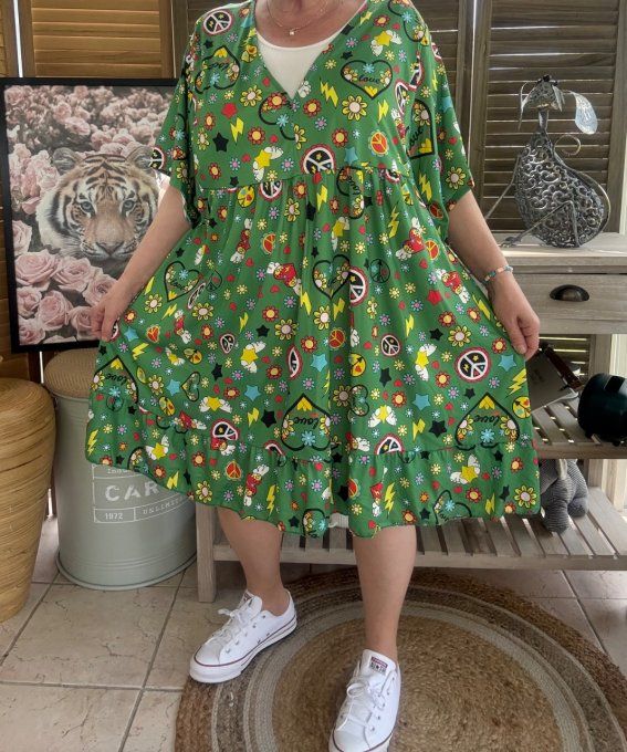 Robe trapèze courte verte Summer Vibes Peace & Love du 40 au 52  