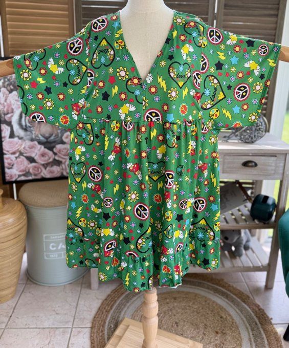 Robe trapèze courte verte Summer Vibes Peace & Love du 40 au 52  