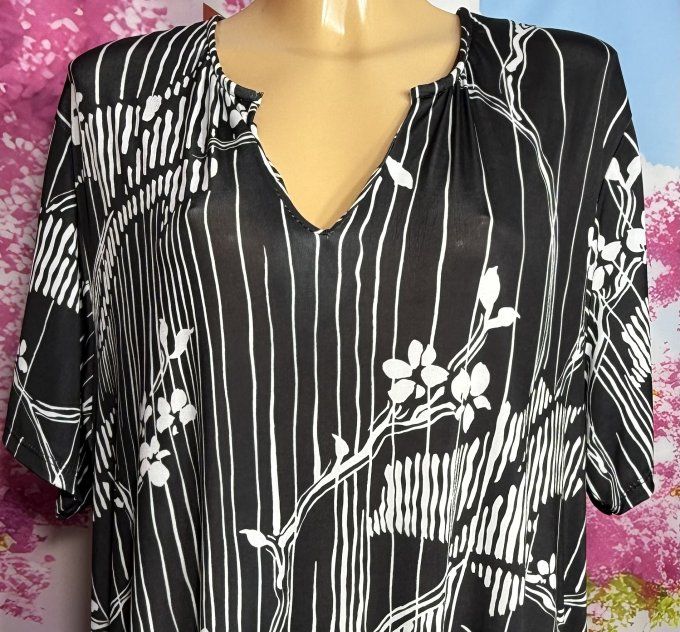 Robe trapèze longue Lycra noire Le Printemps Blanc Fleurs Arbres Feuilles du 42 au 54  