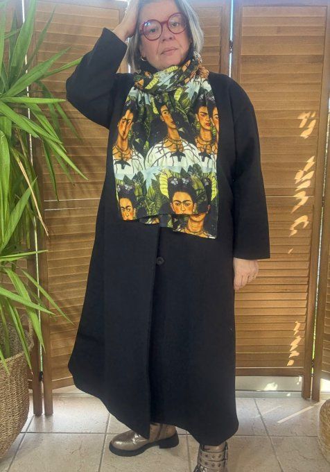 Grande écharpe sans laine double épaisseur All over Frida Kahlo douceur ++ 