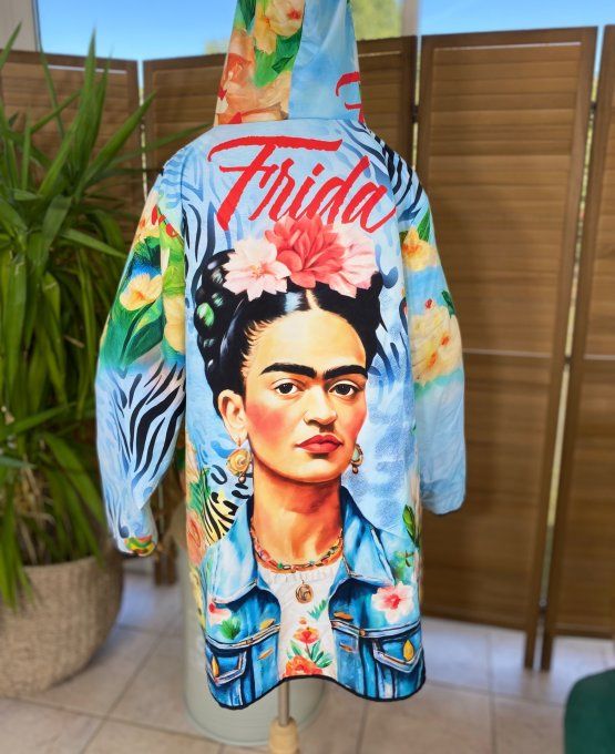 Coupe-vent à capuche déperlant multicolore Frida Kahlo du 38 au 50/52 et même + si porté ouvert