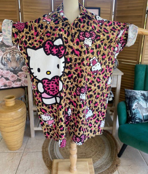 Robe chemise oversize léopard Gold et fuschia Hello Kitty du 42 au 52/54  