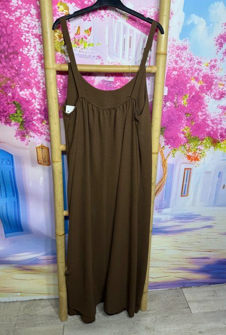 Robe à bretelles Chocolat trapèze longue boucles dorées  douceur +++ du 40 au 50 