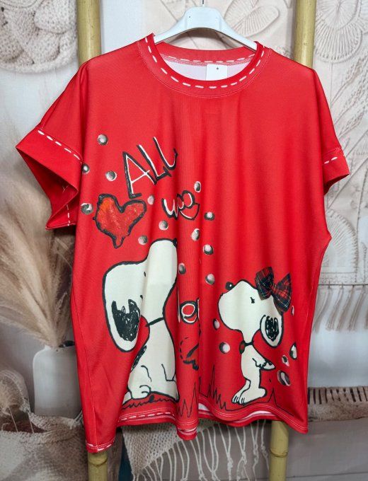 Polo ample maille piquée rouge Snoopy amoureux "All We need" qualité ++++ du 38 au 50 