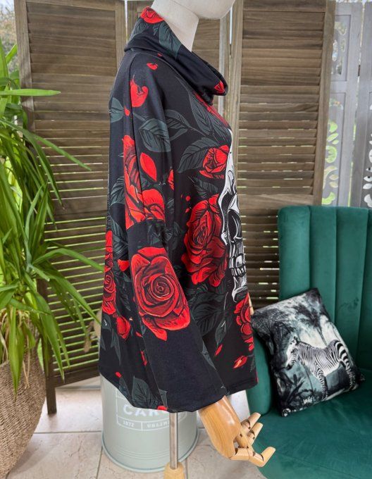 Top ample col bénitier noir Mexican Skulls & Red Roses du 42 au 54/56