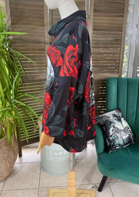 Top ample col bénitier noir Mexican Skulls & Red Roses du 42 au 54/56