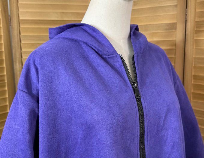Manteau à capuche suédine violet douceur +++ du 42 au 52 et même + 