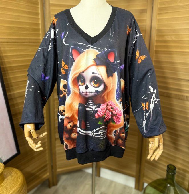Sweat ample col V manches longues The Skeleton Girl & Pink Roses du 40 au 52
