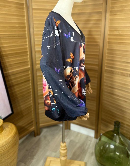 Sweat ample col V manches longues The Skeleton Girl & Pink Roses du 40 au 52
