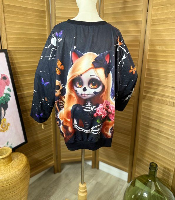 Sweat ample col V manches longues The Skeleton Girl & Pink Roses du 40 au 52