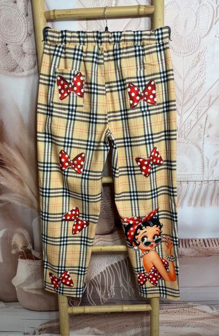 pantalon jogg dit "magique" carreaux Tartan Betty Boop confort ++++ du 40 au 50 