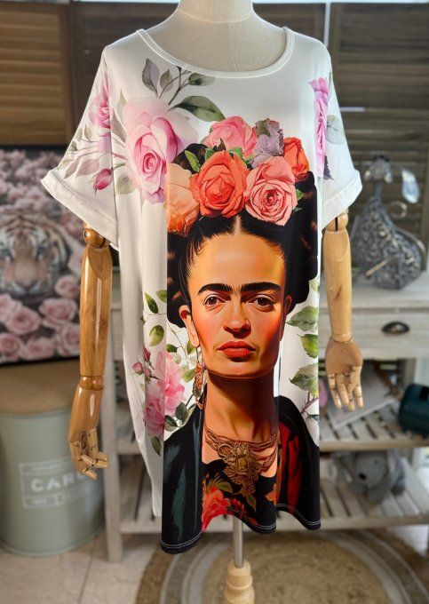 Tunique longue ou robe courte blanche Frida Kahlo aux Fleurs du 40 au 50/52 