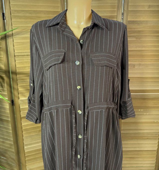 Robe chemise rayée Chocolat taille ajustable manches réglables du 34 au 42 et + si portée ouverte