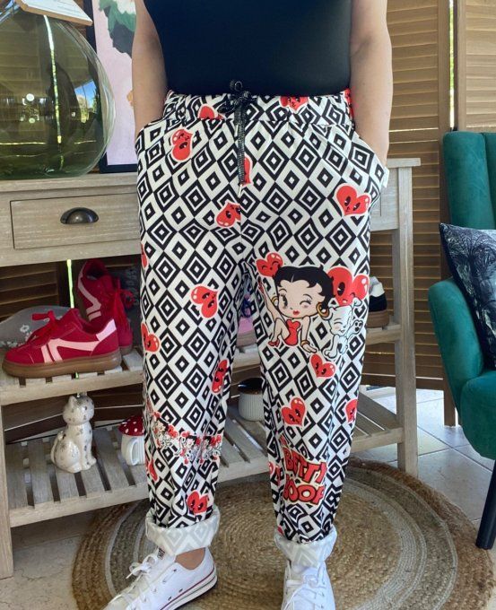 panta jogg  (dit magique) losanges noirs & blancs Betty Boop in Love du 40 au 50