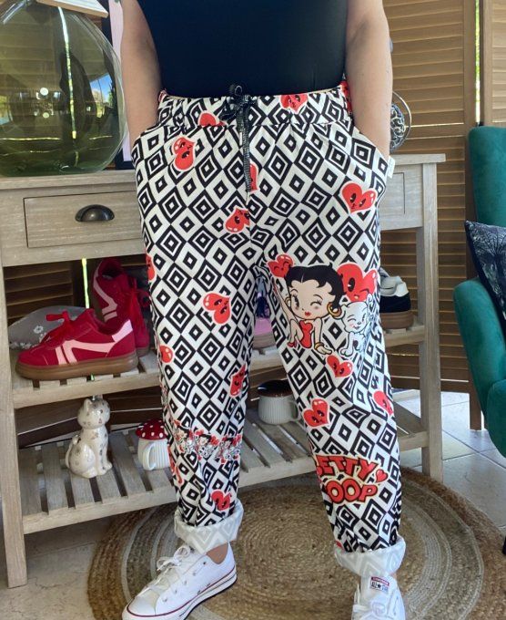 panta jogg  (dit magique) losanges noirs & blancs Betty Boop in Love du 40 au 50