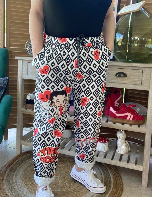 panta jogg  (dit magique) losanges noirs & blancs Betty Boop in Love du 40 au 50