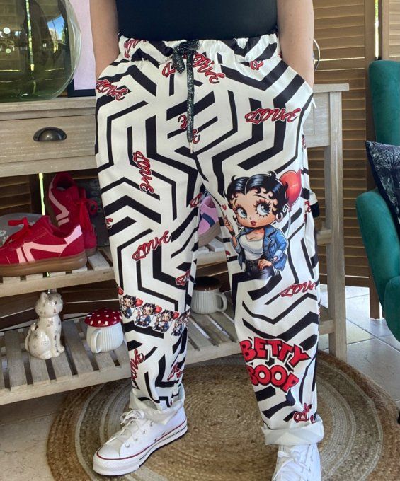 panta jogg  (dit magique) zébré noir & blanc Betty Boop coeur rouge du 40 au 50