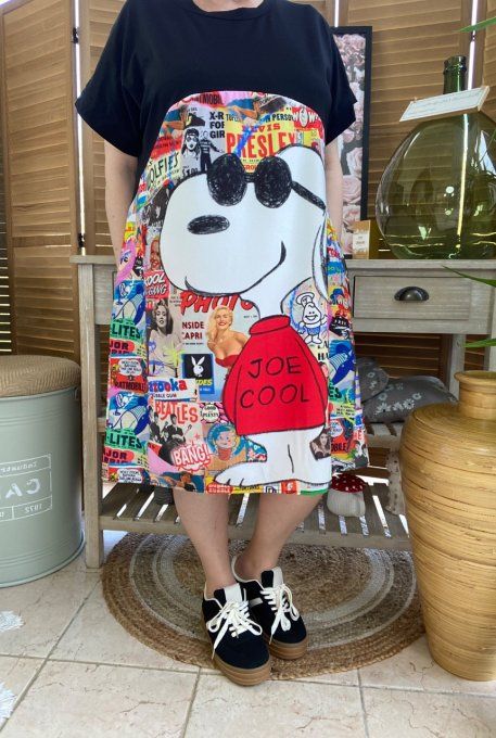Robe trapèze courte noire & multicolore Love Snoopy Sixties du 40 au 50
