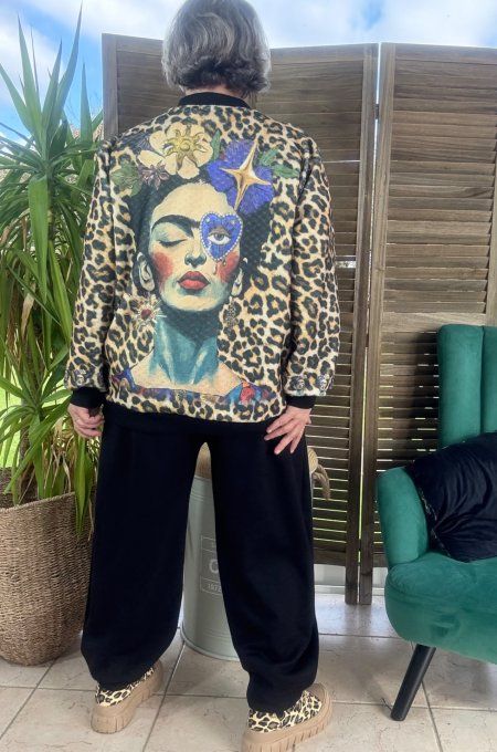 Blouson aspect laine Léopard camel Frida Kahlo coeur bleu du 38 au 46 et même +