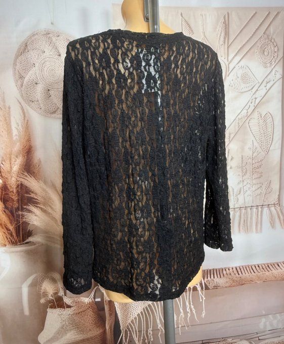 Top dentelle noire Col arrondi manches longues confort +++ du 36 au 48