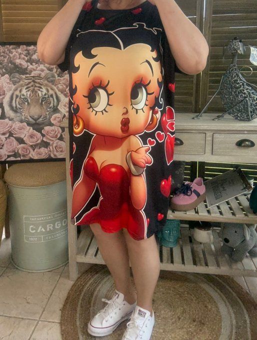 Tunique longue ou robe courte noire Betty Boop Coeurs rouges du 40 au 50/52 