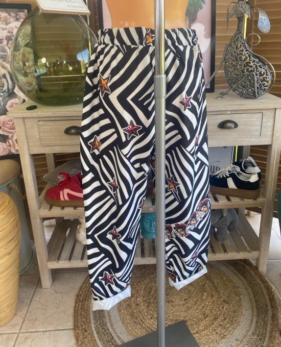 panta jogg  (dit magique) zébré noir & blanc Betty Boop Country Girl du 40 au 50