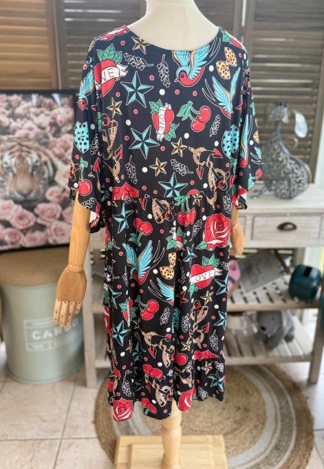 Robe trapèze courte noire Tattoo Summer Cerises Colibris Coeurs du 40 au 52 