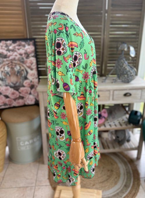 Robe trapèze courte verte Skulls  Calaveras Viva Mexico du 40 au 52 